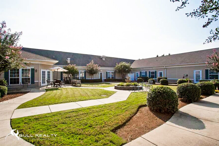 More Photos Of 2115 Point Mallard Dr SE, Decatur Assisted Living For Sale