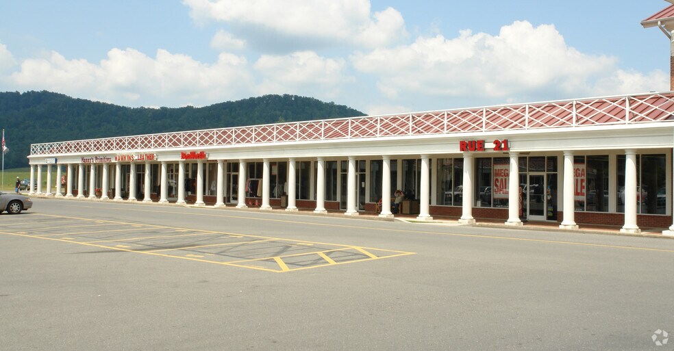 More Photos Of 245 B Skidmore Ln, Sutton Unknown For Lease