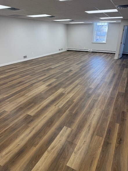 More Photos Of 496 W Ann Arbor Trl, Plymouth Office For Lease