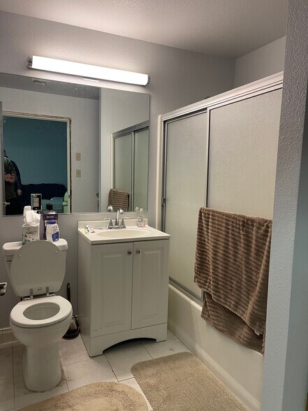 More Photos Of 712 W California Ave, Ridgecrest Warehouse For Sale