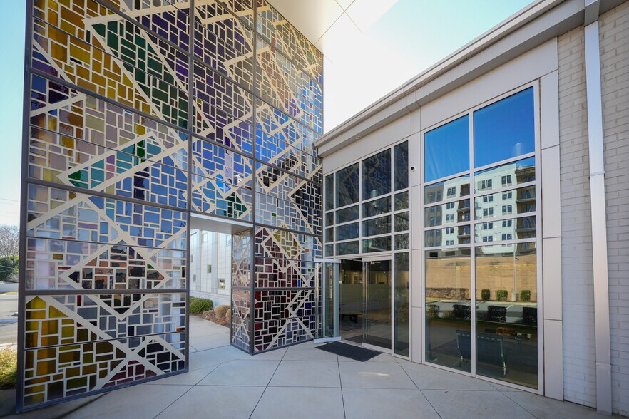 More Photos Of 4111 South Blvd, Charlotte Office For Lease