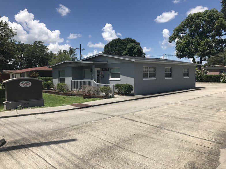 More Photos Of 1334 S Semoran Blvd, Orlando Office For Lease