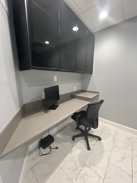 More Photos Of 668-670 N Orlando Ave, Maitland Office For Lease