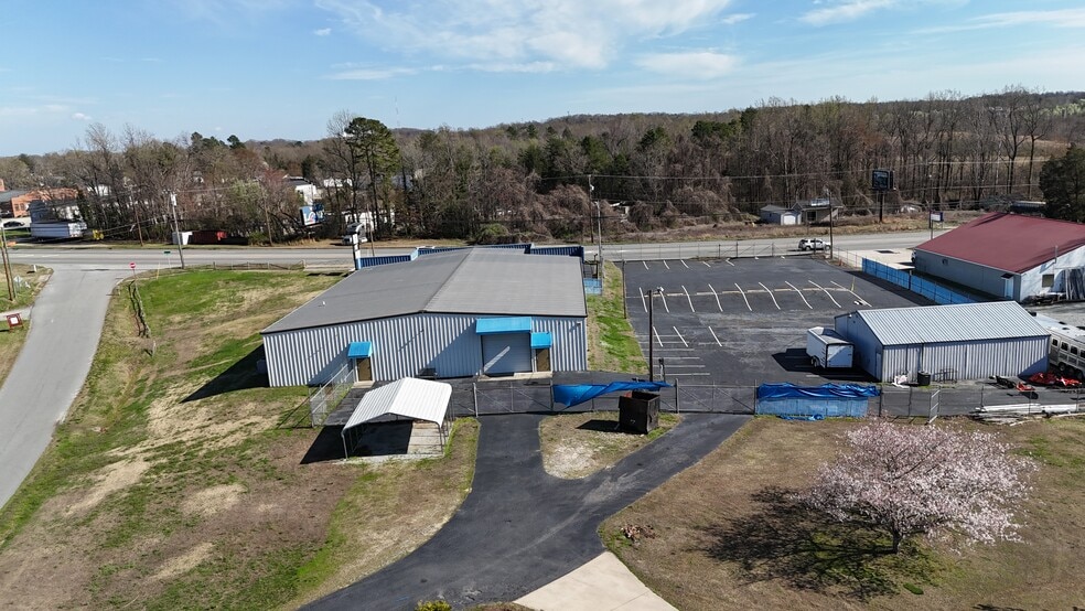More Photos Of 1538 National Hwy, Thomasville Freestanding For Lease