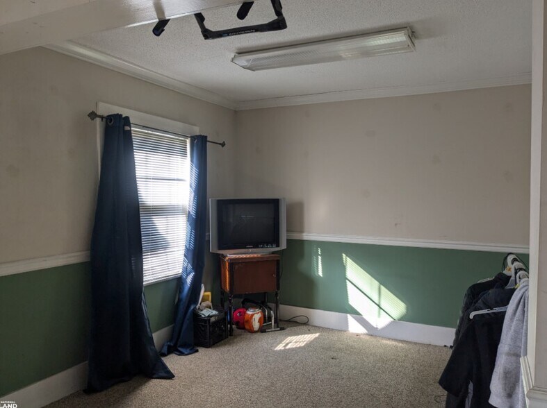 More Photos Of 1805 N Broad St, Tazewell Land For Sale