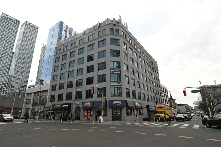 More Photos Of 591 Summit Ave, Jersey City Office Residential For Lease
