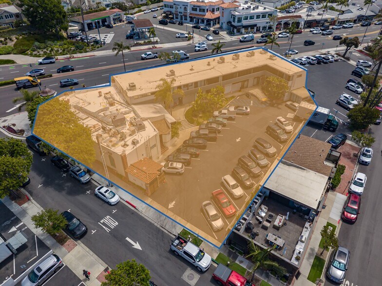 More Photos Of 2515 E Coast Hwy, Corona Del Mar Storefront Retail Office For Sale