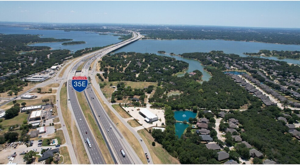More Photos Of 8560 Interstate 35, Hickory Creek Warehouse For Lease