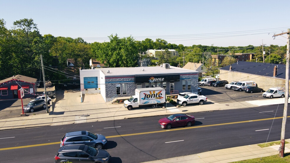 Primary Photo Of 4117 Bridgetown Rd, Cincinnati Light Manufacturing For Sale