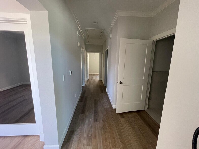 More Photos Of 400 Stonebrook Pky, Frisco Office For Sale