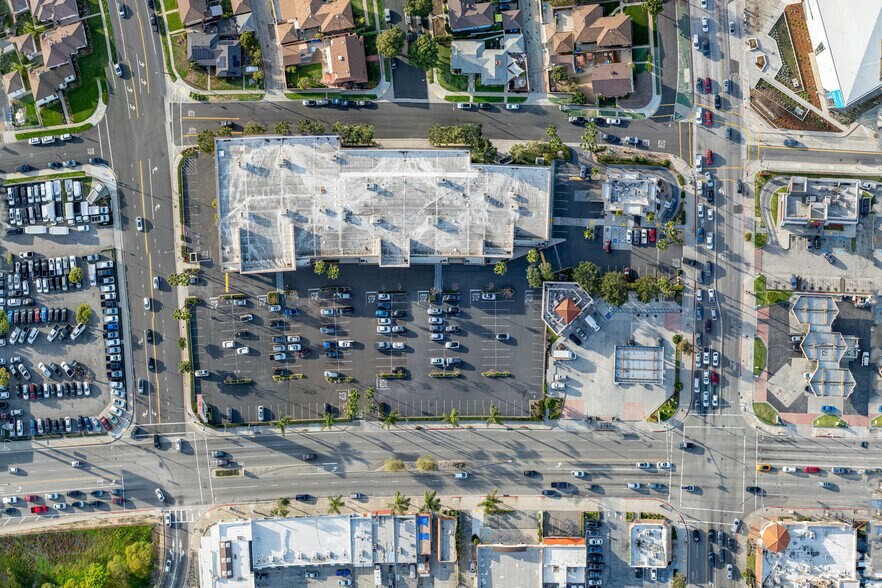 More Photos Of 2325 S Atlantic Blvd, Monterey Park Unknown For Lease