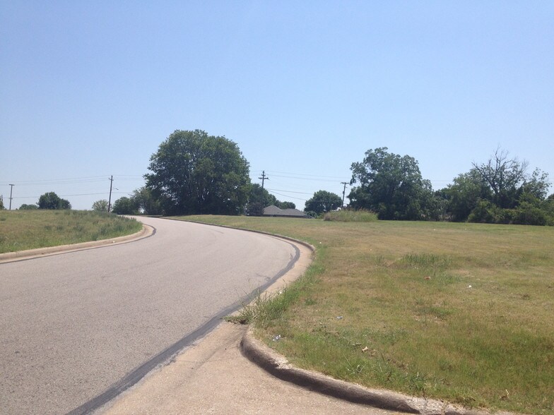 1049 E BeltLine Rd, DeSoto, TX 75115 Land For Sale