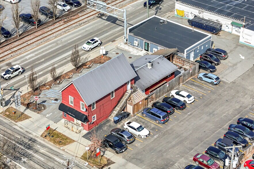 More Photos Of 632 W Seneca St, Ithaca Bar For Sale