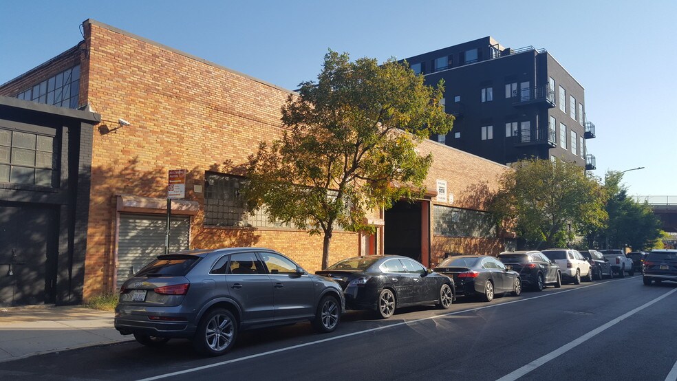 More Photos Of 57 Box St, Brooklyn Manufacturing For Lease