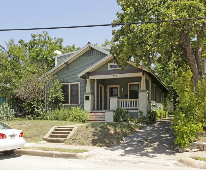 Primary Photo Of 702 W 34th St, Austin Office For Lease