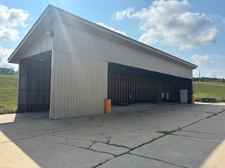 More Photos Of 3700 Oneida Valley Rd, Emlenton Industrial For Lease