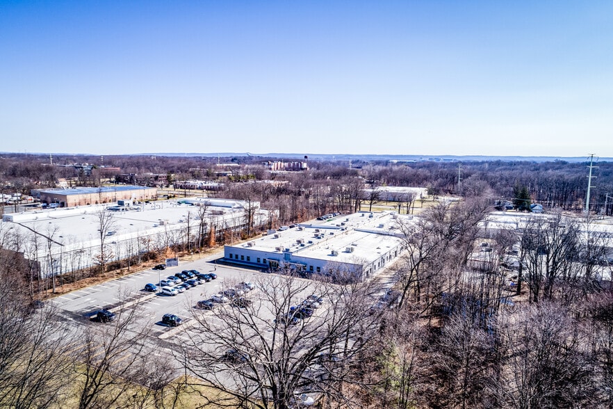 More Photos Of 58-60 S Jefferson Rd, Whippany Warehouse For Lease