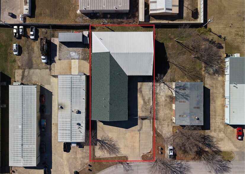 More Photos Of 8 S 111th East Ave, Tulsa Service For Sale