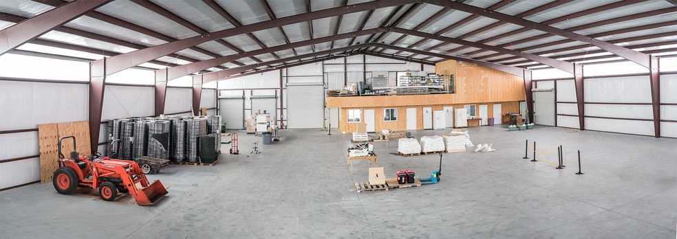 More Photos Of 5454 Foliage Way, Apopka Warehouse For Lease