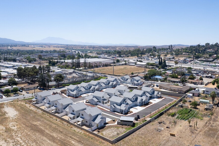 More Photos Of 12446 18th St, Yucaipa Apartments For Sale