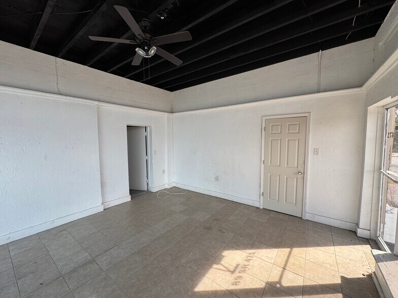 More Photos Of 89 Sr 471, Sumterville Service Station For Lease