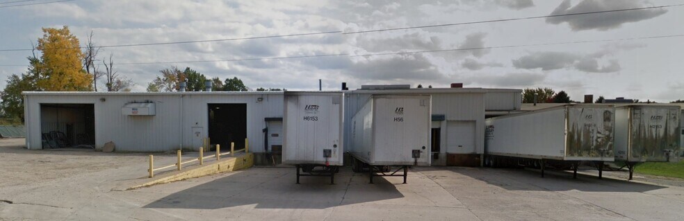 More Photos Of 1100 Industrial Blvd, Albion Manufacturing For Sale