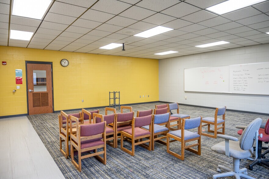 More Photos Of 201 Hoehn dr, Lyndon Station Specialty For Sale