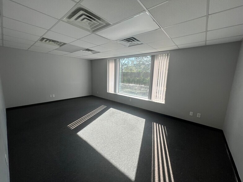 More Photos Of 3390 Kori Rd, Jacksonville Medical For Lease