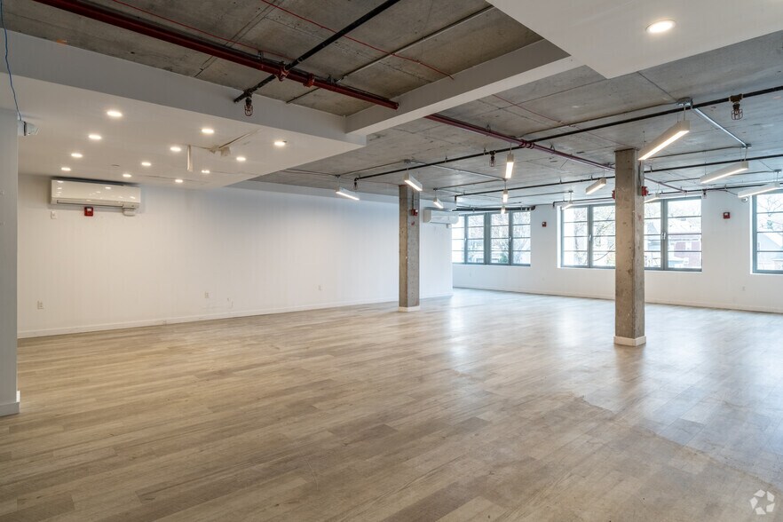 More Photos Of 1930 Bedford Ave, Brooklyn Apartments For Lease