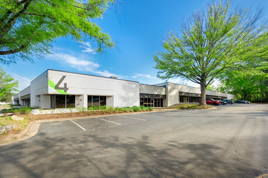 More Photos Of 8601 Dunwoody Pl, Sandy Springs Light Manufacturing For Lease