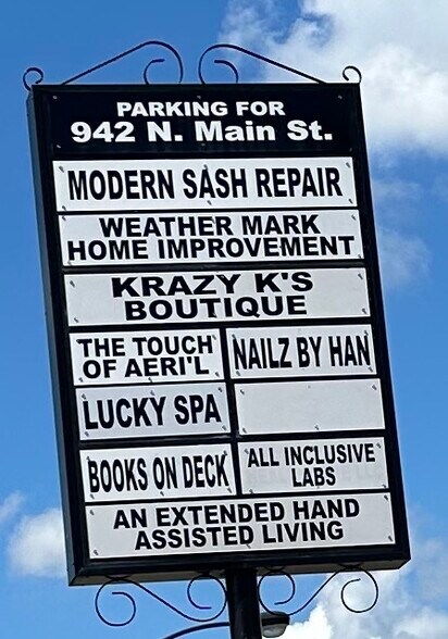 More Photos Of 942 N Main St, Akron Storefront Retail Office For Lease