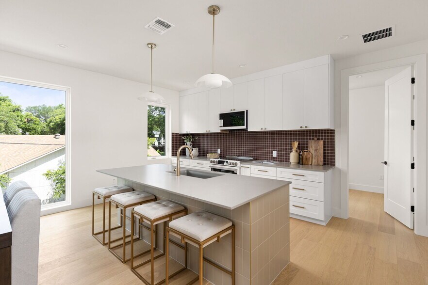 More Photos Of 3528 Gonzales st, Austin Land For Sale