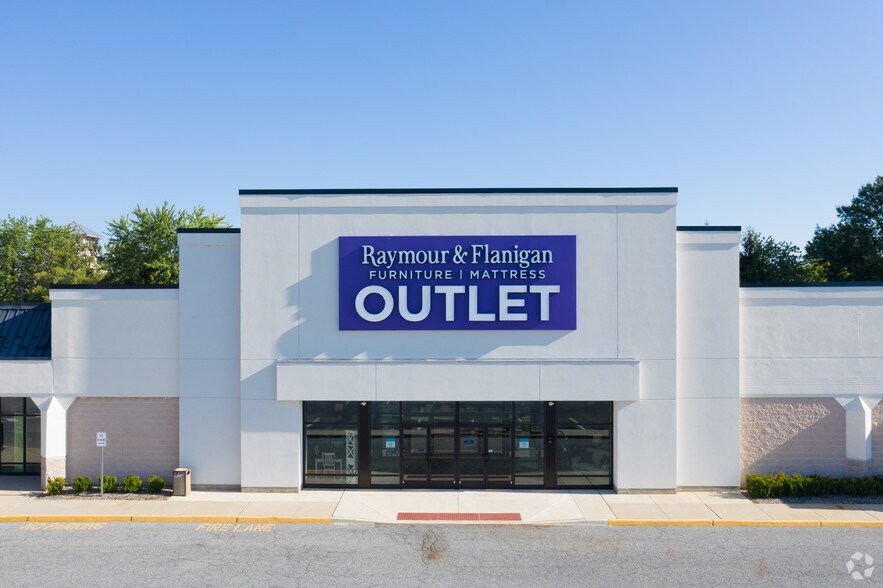 More Photos Of 515 Route 73 S, Marlton Unknown For Lease