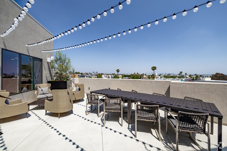 More Photos Of 7520-7566 W Sunset Blvd, Los Angeles Apartments For Lease