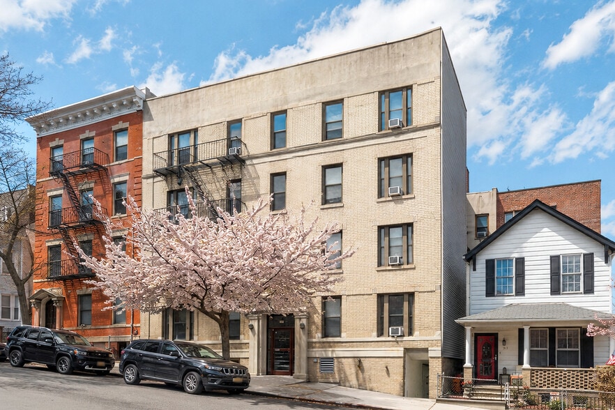 More Photos Of 251 E 236th St, Bronx Apartments For Sale