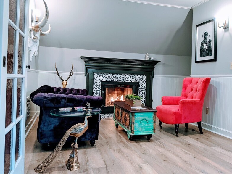 More Photos Of 1200 6th Ave, Belmont Office For Lease