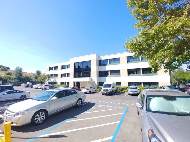 More Photos Of 5601 Norris Canyon Rd, San Ramon Medical For Sale