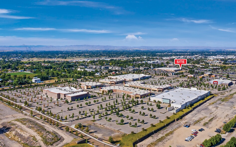 More Photos Of 1255 N Happy Valley Rd, Nampa Restaurant For Lease