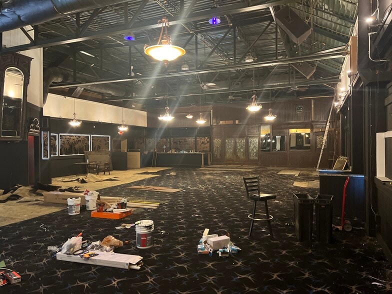 More Photos Of 6363 Peachtree Industrial Blvd, Atlanta Restaurant For Sale