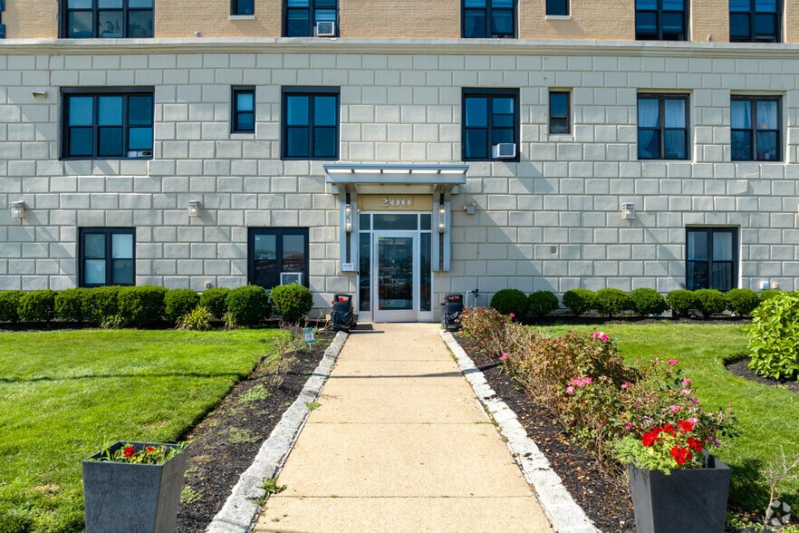 More Photos Of 200 Deal Lake Dr, Asbury Park Apartments For Sale
