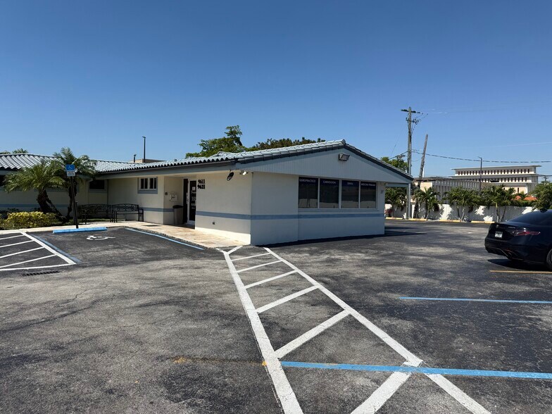 More Photos Of 9611 SW 40th St, Miami Medical For Sale