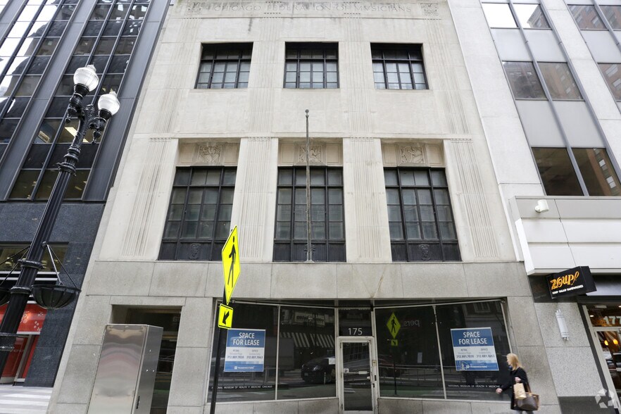 More Photos Of 175 W Washington St, Chicago Office For Sale