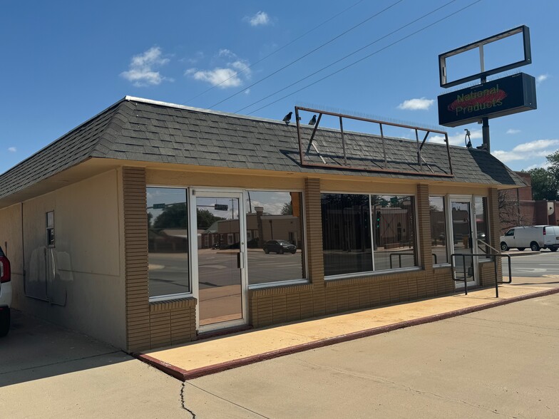 Primary Photo Of 702 W Main St, Artesia Office For Sale