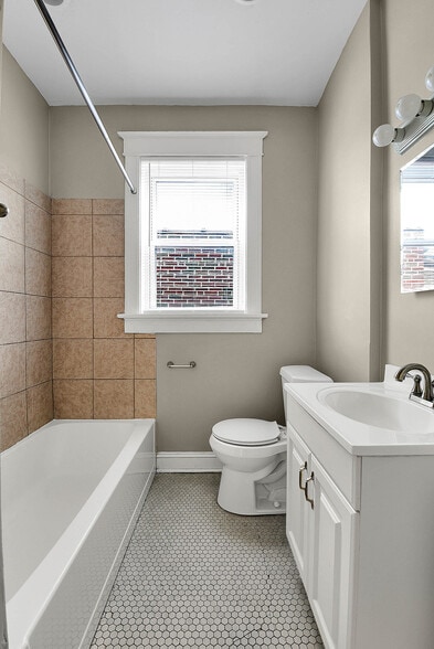 More Photos Of 5027 Chippewa St, Saint Louis Multifamily For Sale