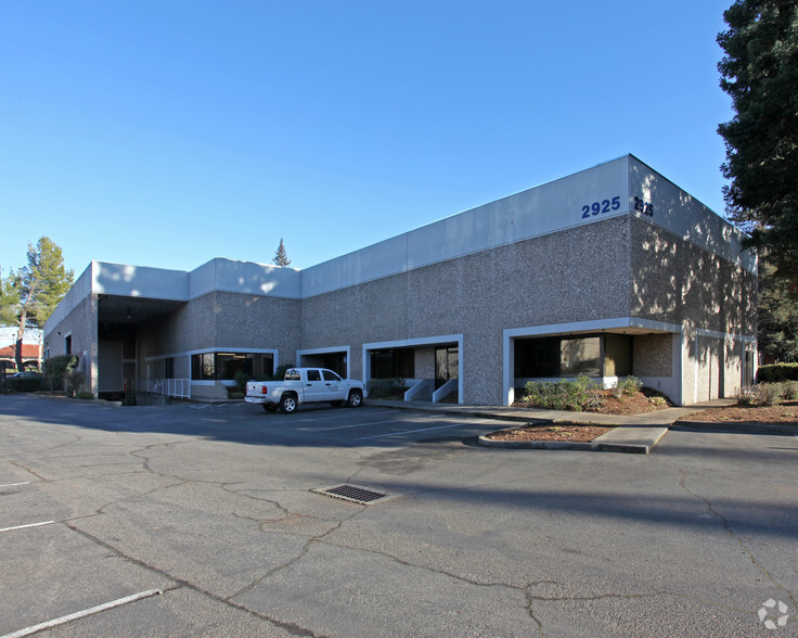 Primary Photo Of 2925 Gold Pan Ct, Rancho Cordova Manufacturing For Sale