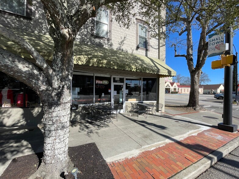 Primary Photo Of 156 E Carolina Ave, Hartsville Storefront Retail Residential For Lease
