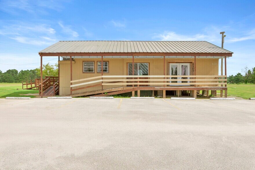 More Photos Of 2107 N Houston Ave, Humble Land For Sale