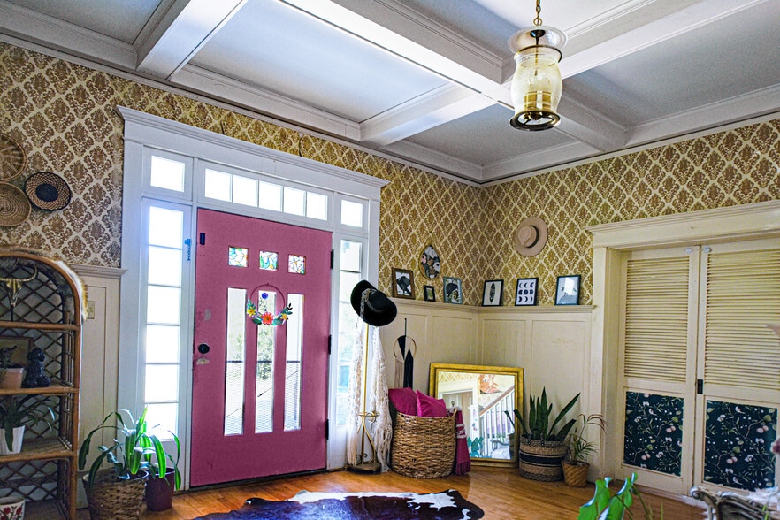 More Photos Of 200 E Vista St, Bisbee Movie Radio TVStudio For Sale