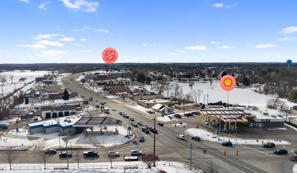 More Photos Of 690 S Lapeer Rd, Oxford Warehouse For Sale