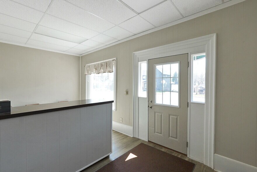 More Photos Of 1032 Columbus St, Harrisburg Office For Sale